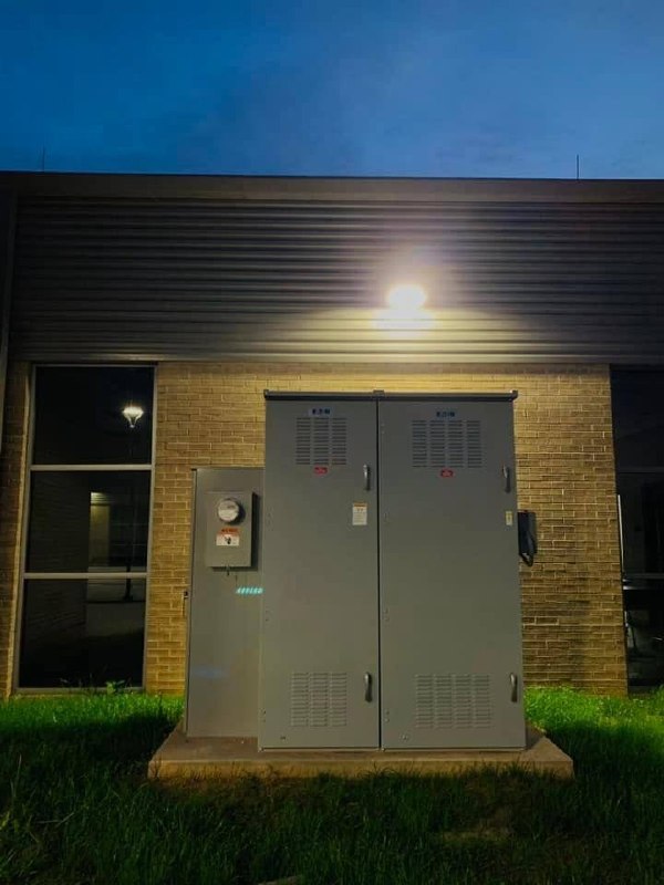 Exterior switchgear installation